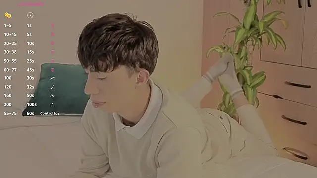 FabianPriince online show from November 22, 2025, 7:46 pm