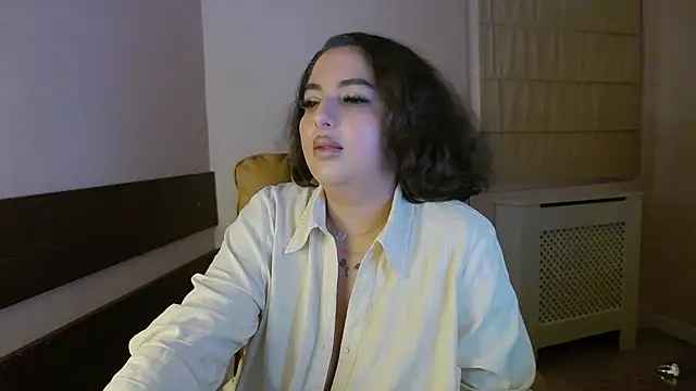 Snapshot of BustyAllyy chatting on June 12, 2026, 6:38 pm BustyAllyy online show from June 12, 2026, 6:38 pm