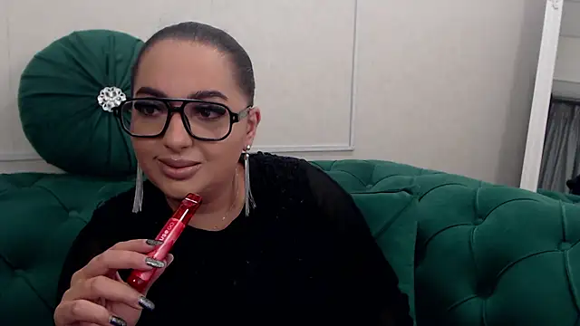 BustyAllyy online show from April 24, 2026, 5:15 pm