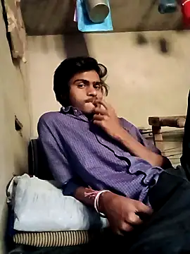 Snapshot of News3x@xh chatting on December 16, 2025, 6:17 am News3xxh online show from December 16, 2025, 6:17 am