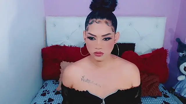 Snapshot of Amanda_bigx chatting on November 29, 2025, 4:56 am Amanda bigx online show from November 29, 2025, 4:56 am