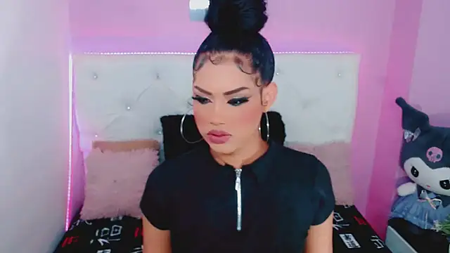 Snapshot of Amanda_bigx chatting on December 3, 2025, 2:34 am Amanda bigx online show from December 3, 2025, 2:34 am