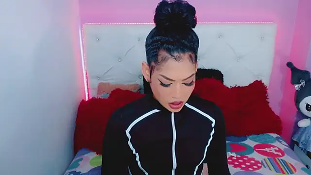 Snapshot of Amanda_bigx chatting on October 11, 2025, 4:24 am Amanda bigx online show from October 11, 2025, 4:24 am