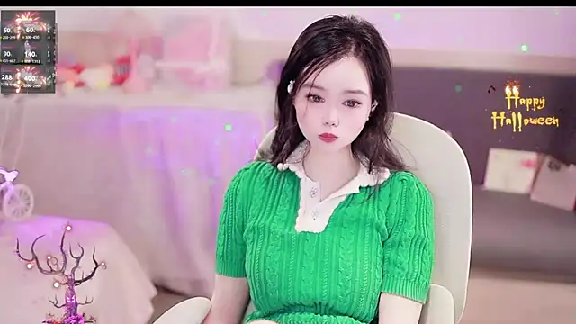 Snapshot of lilies-sweet chatting on October 28, 2025, 1:54 pm lilies-sweet online show from October 28, 2025, 1:54 pm