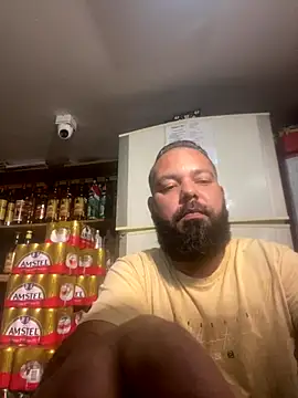 Snapshot of baruel-10 chatting on October 28, 2025, 9:14 pm baruel-10 online show from October 28, 2025, 9:14 pm