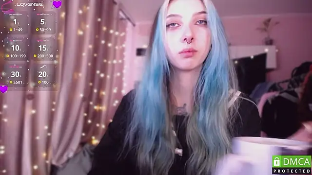 Snapshot of JustMeowGirl chatting on March 13, 2026, 5:45 am JustMeowGirl online show from March 13, 2026, 5:45 am