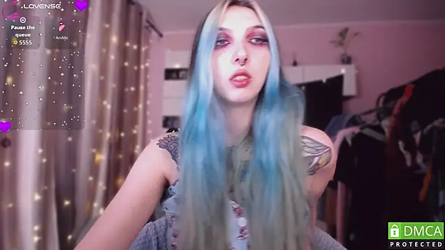 Snapshot of JustMeowGirl chatting on March 15, 2026, 5:47 am JustMeowGirl online show from March 15, 2026, 5:47 am