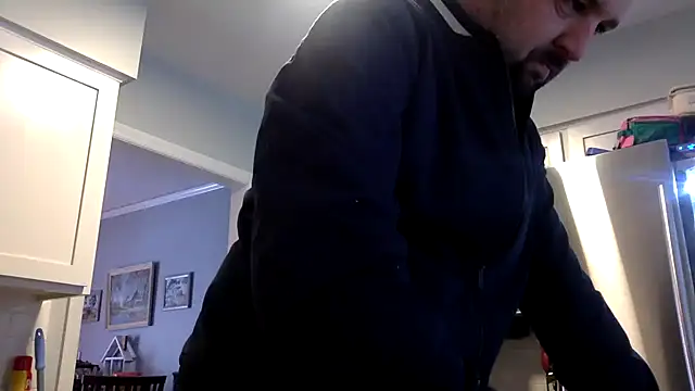 Snapshot of Kink_Master_Daddy chatting on April 9, 2026, 7:42 pm Kink Master Daddy online show from April 9, 2026, 7:42 pm
