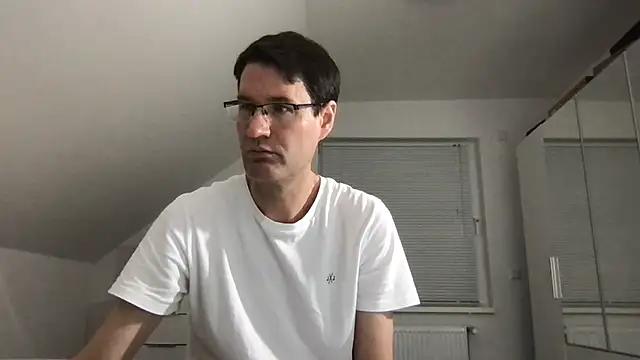 zxzx cam1 online show from December 21, 2025, 4:52 pm