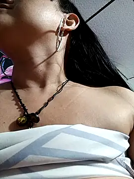 Snapshot of alondraabrown chatting on November 22, 2025, 3:38 am alondraabrown online show from November 22, 2025, 3:38 am