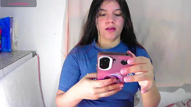 lynieh- online show from December 4, 2025, 8:52 pm