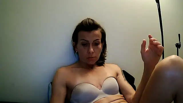Snapshot of anechka1 chatting on July 18, 2026, 1:14 am anechka1 online show from July 18, 2026, 1:14 am