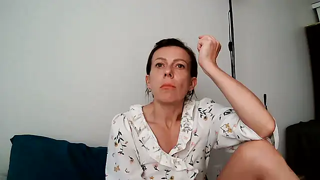Snapshot of anechka1 chatting on July 19, 2026, 10:50 pm anechka1 online show from July 19, 2026, 10:50 pm