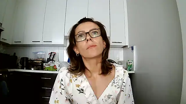 Snapshot of anechka1 chatting on July 23, 2026, 6:48 pm anechka1 online show from July 23, 2026, 6:48 pm