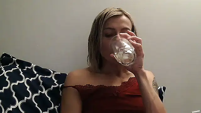 anechka1 online show from October 19, 2025, 12:46 am