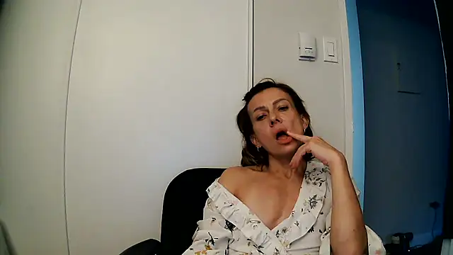 Snapshot of anechka1 chatting on July 29, 2026, 12:10 am anechka1 online show from July 29, 2026, 12:10 am