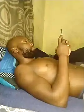 Snapshot of Stallion100 chatting on January 17, 2025, 10:01 pm Stallion100 online show from January 17, 2025, 10:01 pm