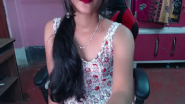 Snapshot of Angel_Alison_ chatting on February 14, 2025, 5:25 pm Angel Alison online show from February 14, 2025, 5:25 pm