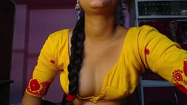 Snapshot of Angel_Alison_ chatting on December 19, 2024, 6:12 pm Angel Alison online show from December 19, 2024, 6:12 pm