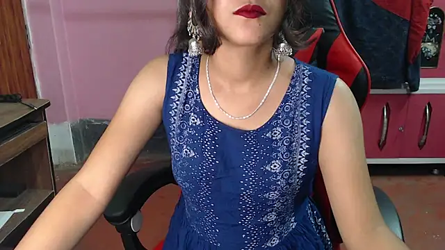 Snapshot of Angel_Alison_ chatting on February 13, 2025, 5:33 pm Angel Alison online show from February 13, 2025, 5:33 pm