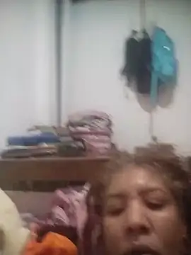 Snapshot of Surreyaa chatting on April 1, 2026, 12:02 am Surreyaa online show from April 1, 2026, 12:02 am