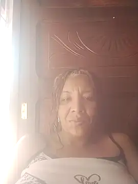 Snapshot of Surreyaa chatting on March 3, 2026, 5:31 pm Surreyaa online show from March 3, 2026, 5:31 pm