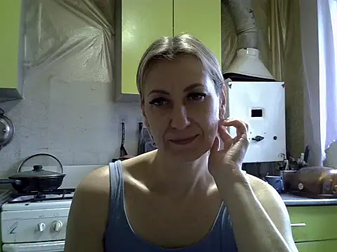 Snapshot of AshleyXHoney chatting on November 5, 2025, 7:00 am AshleyXHoney online show from November 5, 2025, 7:00 am