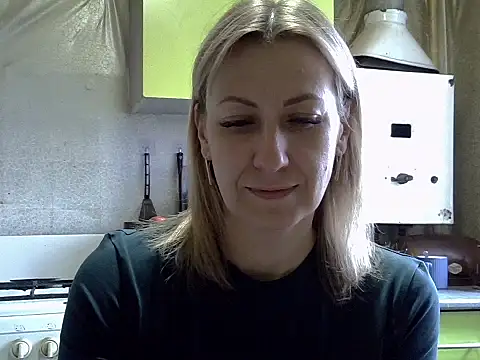 Snapshot of AshleyXHoney chatting on October 23, 2025, 6:56 am AshleyXHoney online show from October 23, 2025, 6:56 am