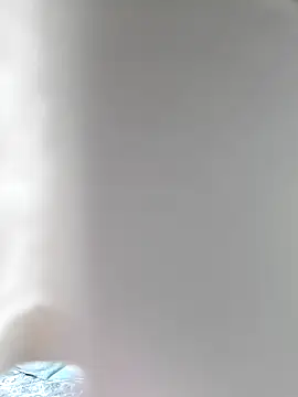 julietunderwoood online show from February 27, 2026, 6:30 pm