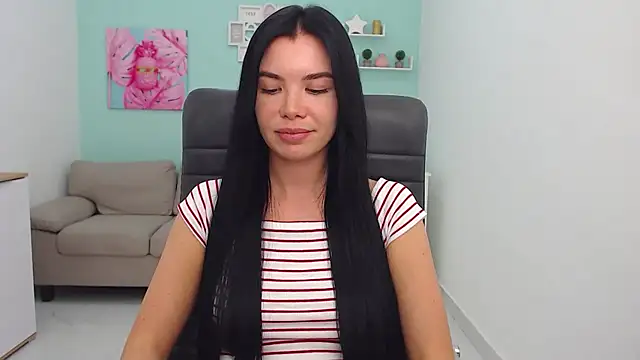 MadisonGomes online show from February 23, 2025, 12:48 pm