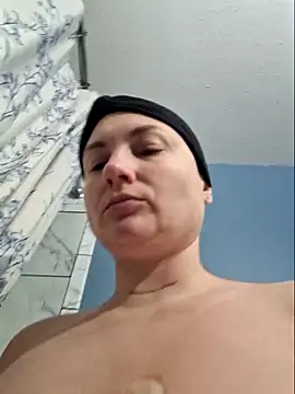 Snapshot of MilfyMrsRobinson chatting on May 12, 2026, 1:28 pm MilfyMrsRobinson online show from May 12, 2026, 1:28 pm