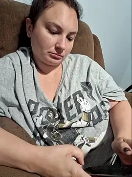 MilfyMrsRobinson online show from October 9, 2025, 12:06 pm