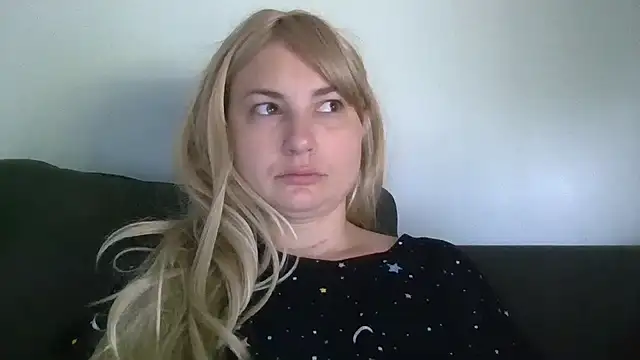 Snapshot of MilfyMrsRobinson chatting on July 11, 2026, 2:06 pm MilfyMrsRobinson online show from July 11, 2026, 2:06 pm