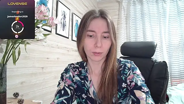 Snapshot of Wowpornoo chatting on November 20, 2025, 11:33 am Wowpornoo online show from November 20, 2025, 11:33 am