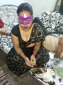 Apkisona45 online show from March 6, 2025, 12:41 pm