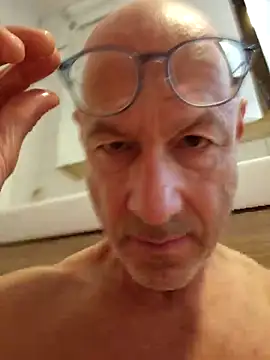 Snapshot of andikali9999 chatting on September 14, 2025, 9:20 am andikali9999 online show from September 14, 2025, 9:20 am