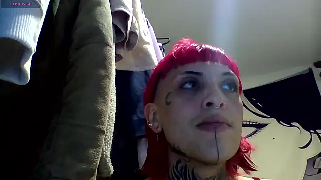charlotbelucci  online show from July 19, 2026, 11:45 pm
