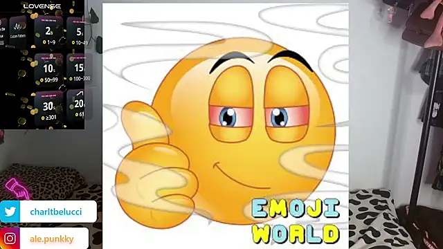 Snapshot of charlotbelucci_ chatting on May 7, 2026, 9:23 am charlotbelucci online show from May 7, 2026, 9:23 am