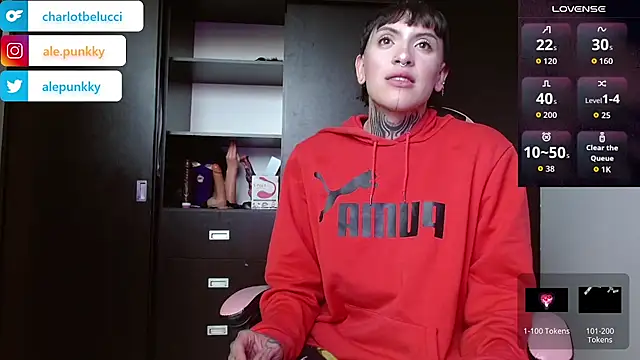 Snapshot of charlotbelucci_ chatting on November 16, 2025, 9:08 pm charlotbelucci online show from November 16, 2025, 9:08 pm