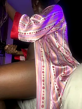 Snapshot of prettymelanin chatting on October 19, 2025, 10:23 pm prettymelanin online show from October 19, 2025, 10:23 pm