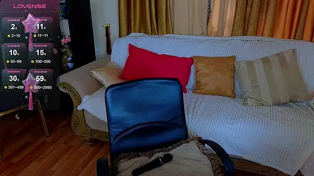 JessicaCartier online show from October 15, 2025, 4:33 am