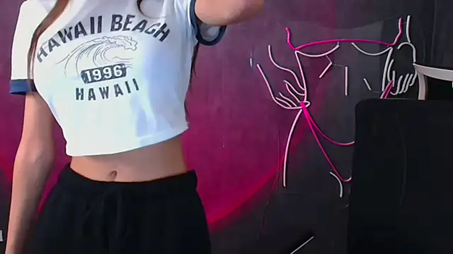 Snapshot of Aishell_ chatting on December 22, 2024, 10:06 am Aishell  online show from December 22, 2024, 10:06 am