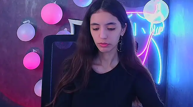 Snapshot of Aishell_ chatting on February 15, 2025, 12:43 pm Aishell  online show from February 15, 2025, 12:43 pm