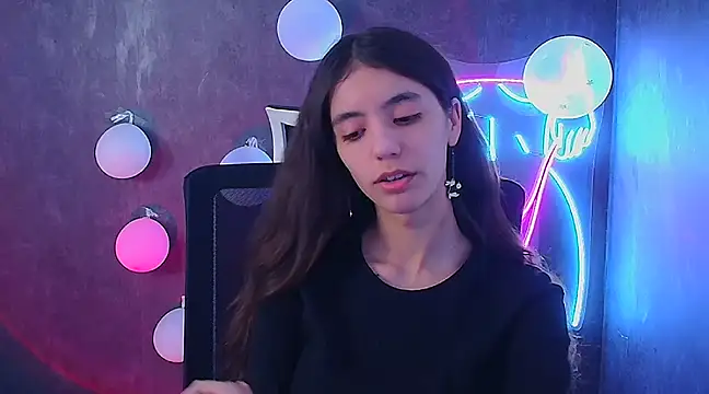 Snapshot of Aishell_ chatting on February 26, 2025, 3:43 pm Aishell  online show from February 26, 2025, 3:43 pm