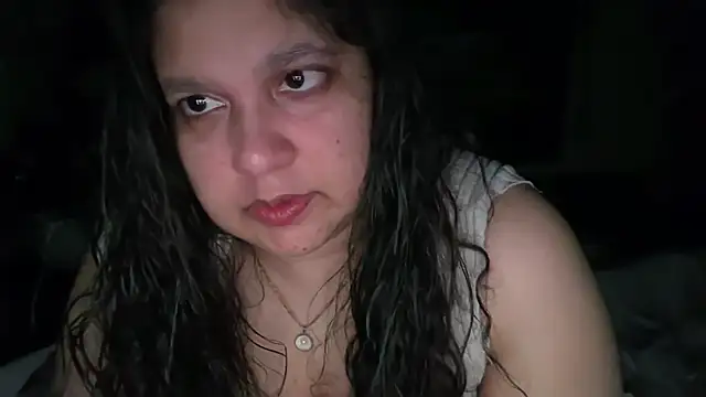 MelanieFawker online show from October 13, 2025, 2:02 am