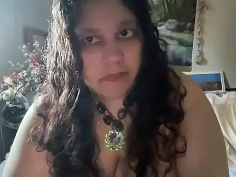 MelanieFawker online show from May 5, 2026, 12:35 am