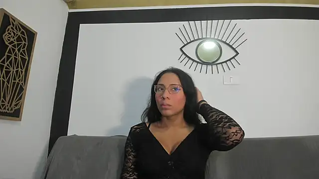 Snapshot of EmilyGomezLS chatting on June 10, 2026, 11:11 am EmilyGomezLS online show from June 10, 2026, 11:11 am