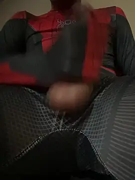 Snapshot of dariel___ chatting on February 28, 2026, 3:44 pm dariel online show from February 28, 2026, 3:44 pm