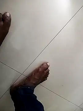 Snapshot of Tamil_boy_age28 chatting on October 27, 2025, 10:27 am Tamil boy age28 online show from October 27, 2025, 10:27 am