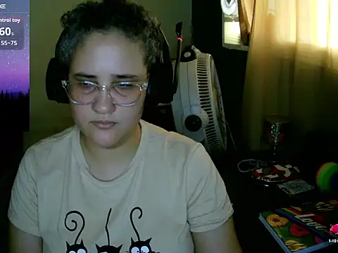 lolalicious 758 online show from September 24, 2025, 2:56 pm